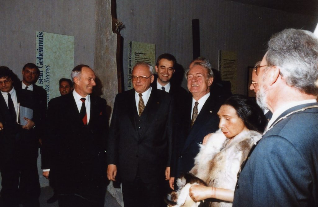 Gäste der Museumseröffnung 1996